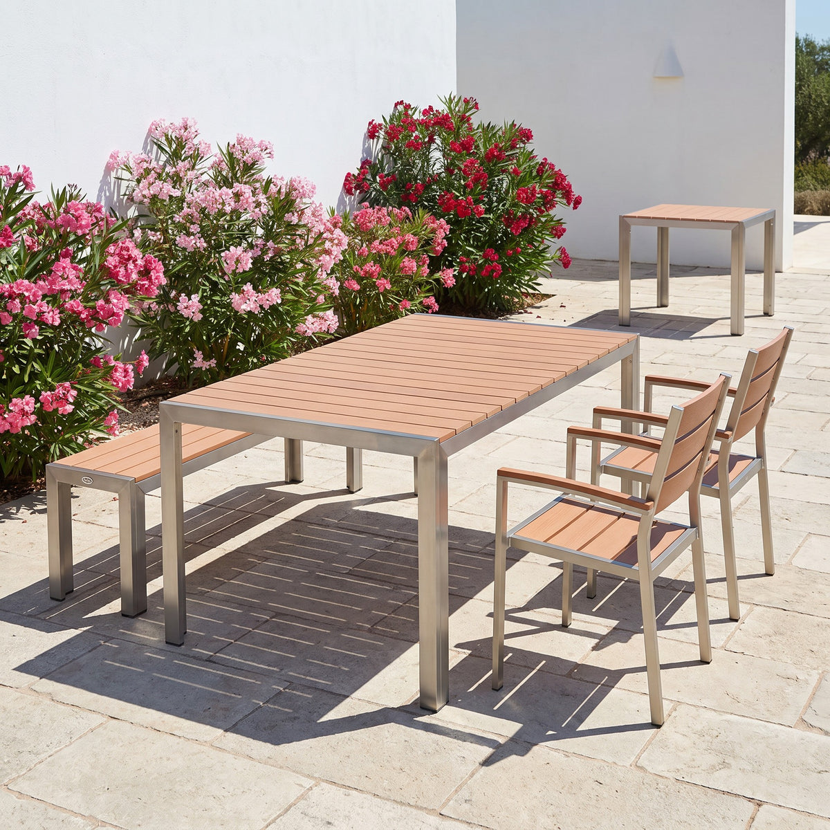 Gartenbank, Sinon teak – Einsatzbeispiel am Tag