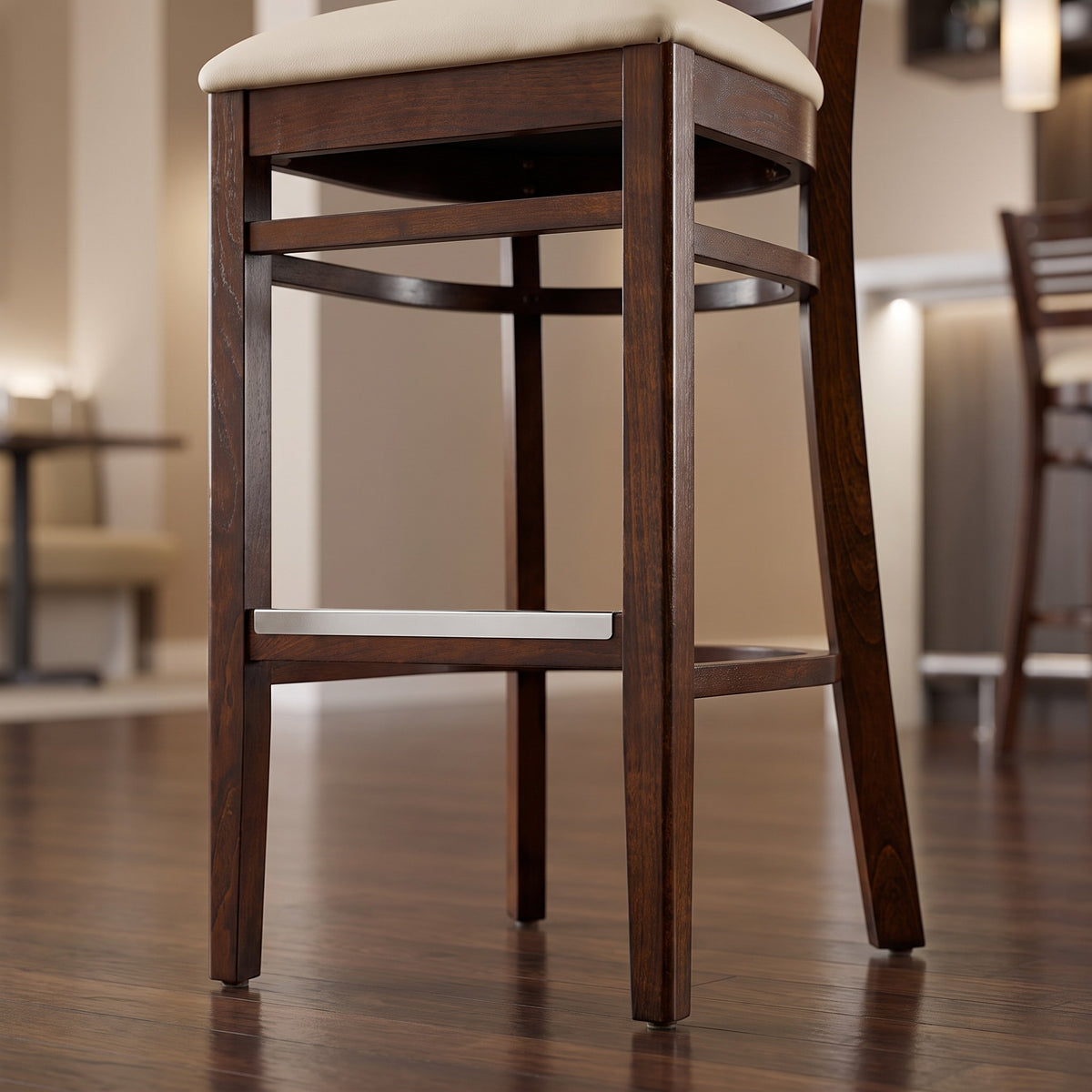 Barhocker Emma – Detailansicht Gestell