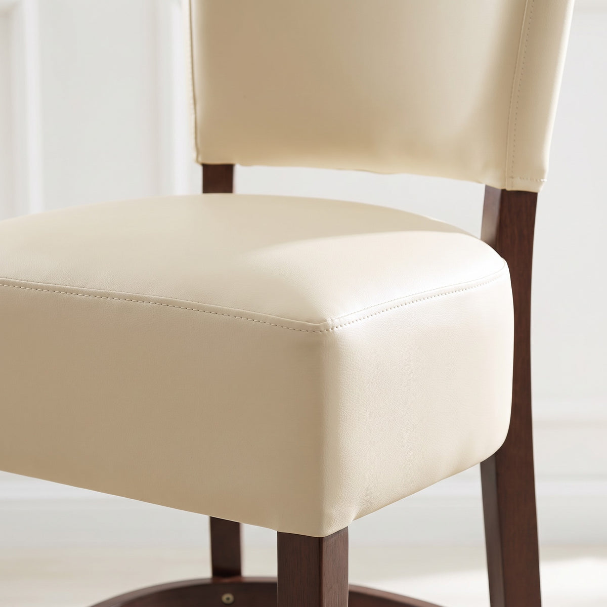 Barhocker Paul – Detailansicht Material
