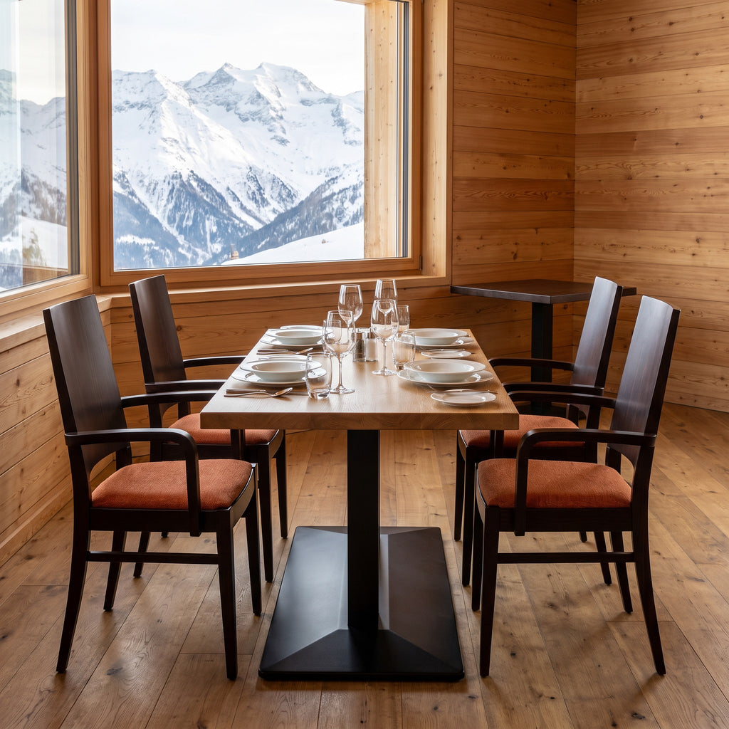 Restaurantstuhl Cara AL – Einsatzbeispiel am Tag