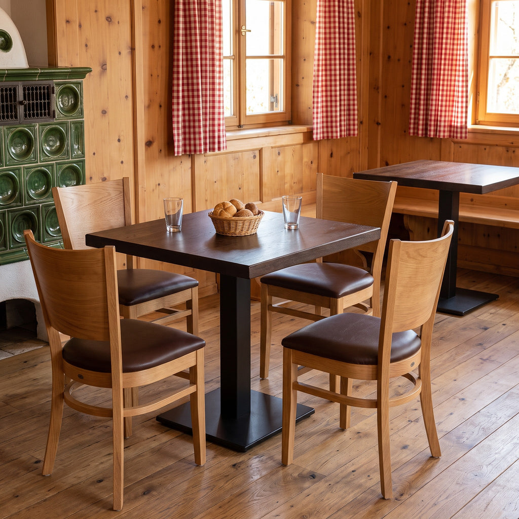 Restaurantstuhl Lynn – Einsatzbeispiel in weiterer Farbausführung