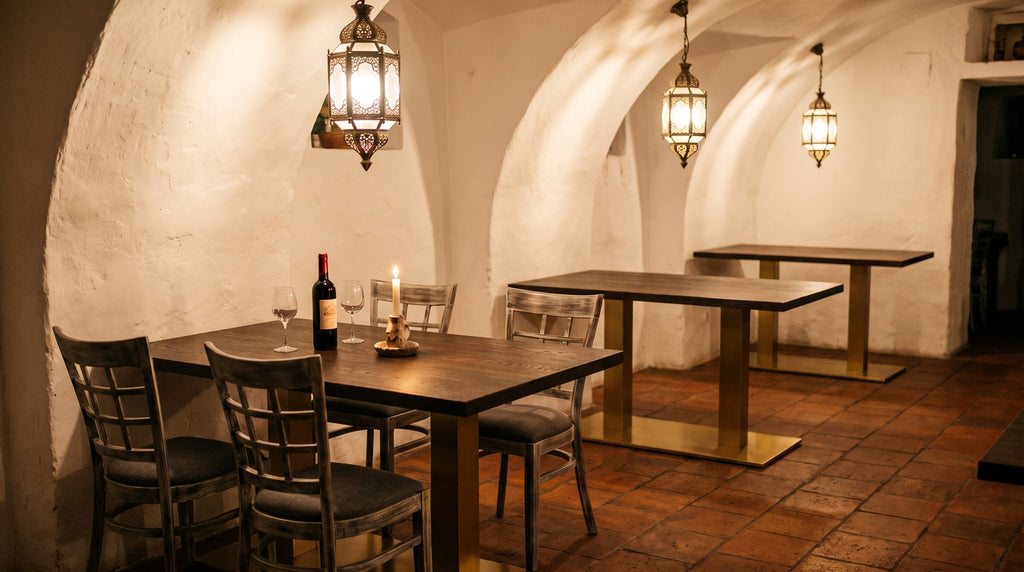 Restaurantstuhl Mary – Einsatzbeispiel am Abend