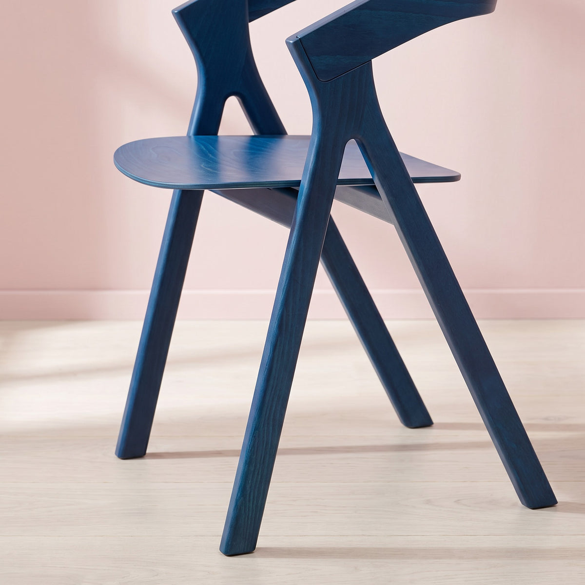 Designstuhl My – Detailansicht Gestell