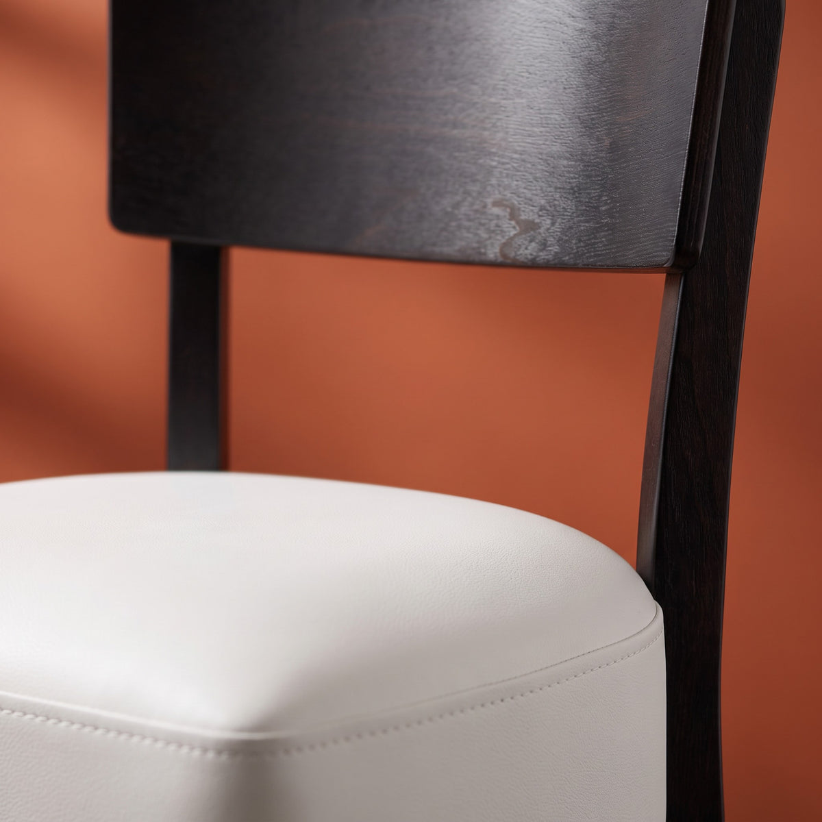 Restaurantstuhl Olivia – Detailansicht Material
