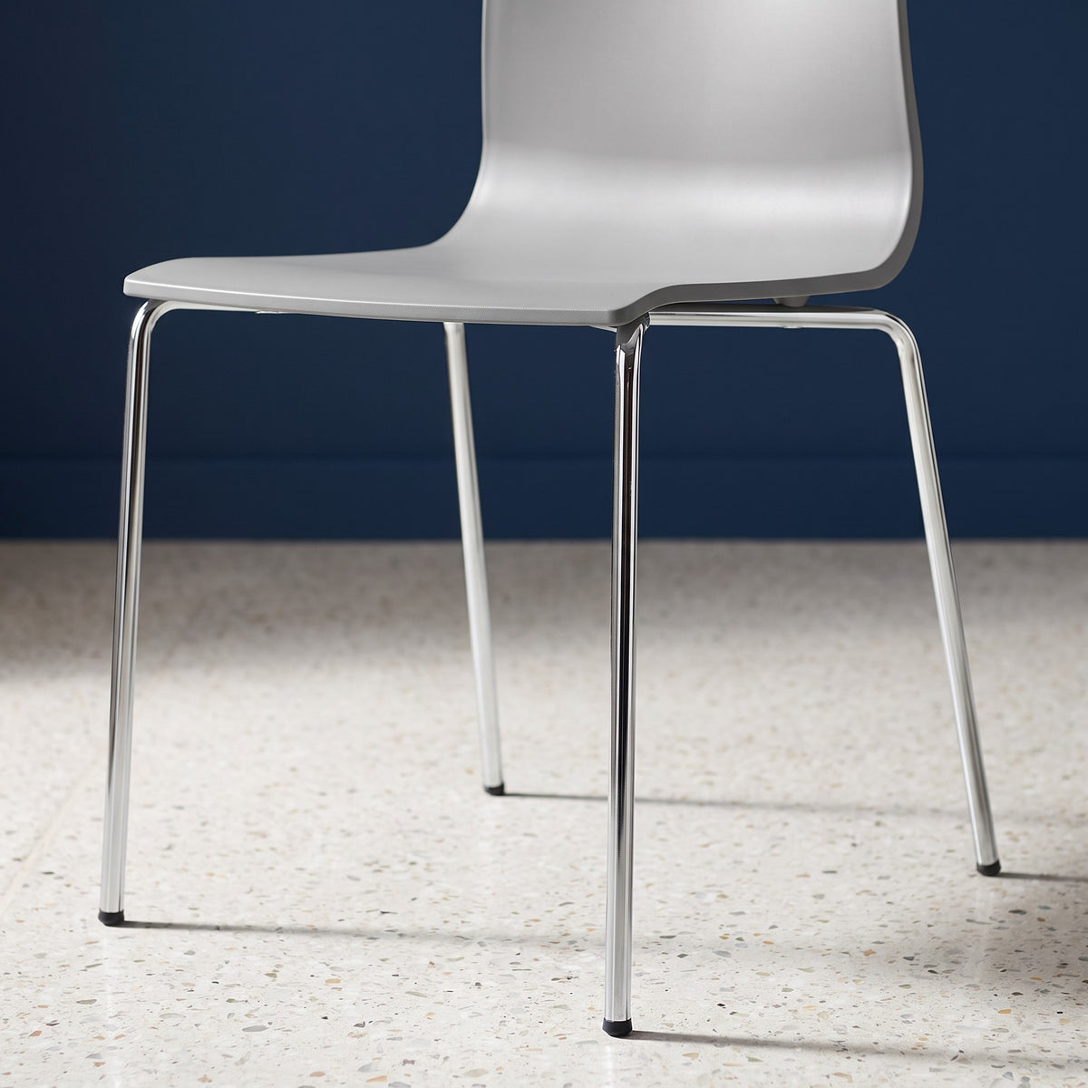 Designstuhl Serena – Detailansicht Gestell