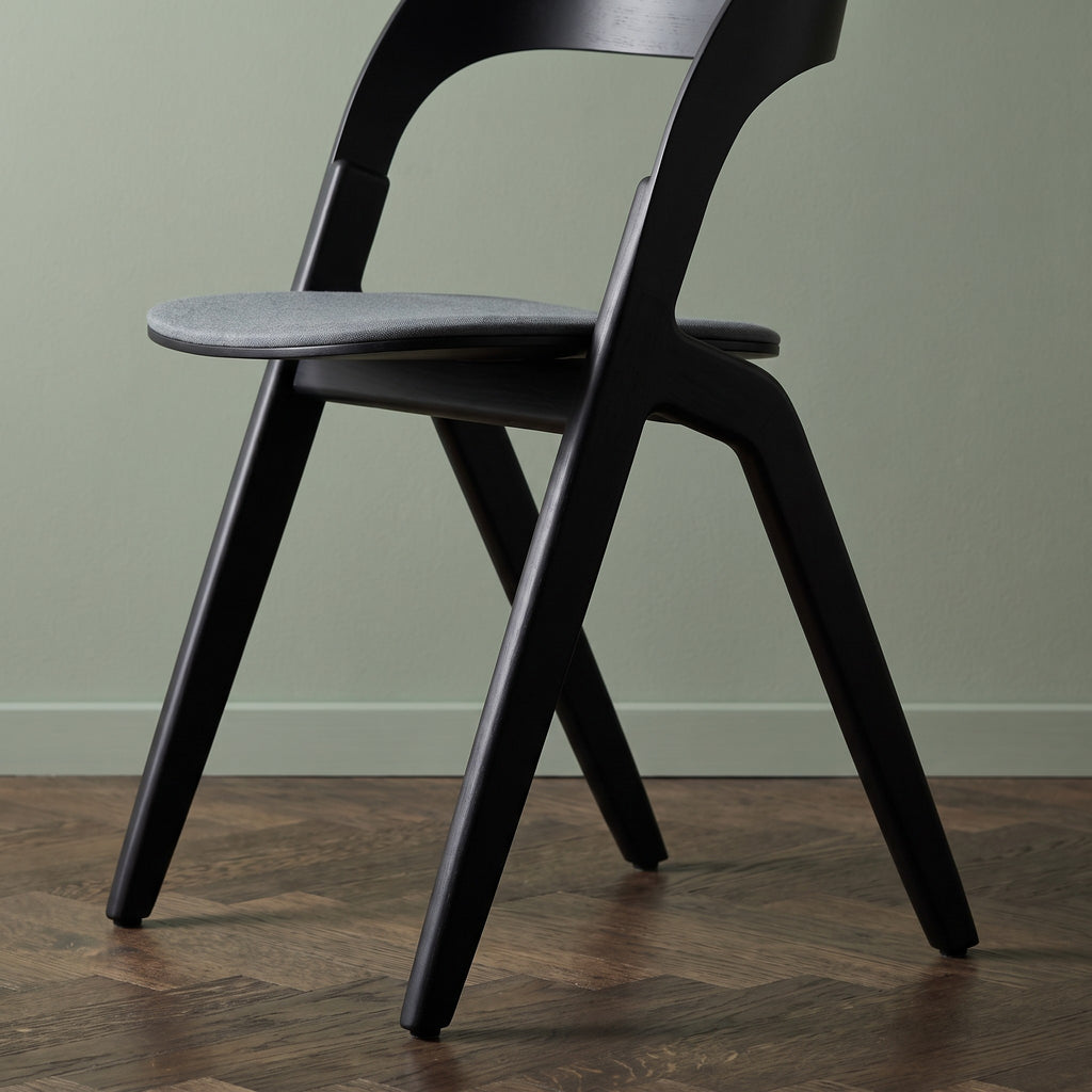 Designstuhl Still – Detailansicht Gestell