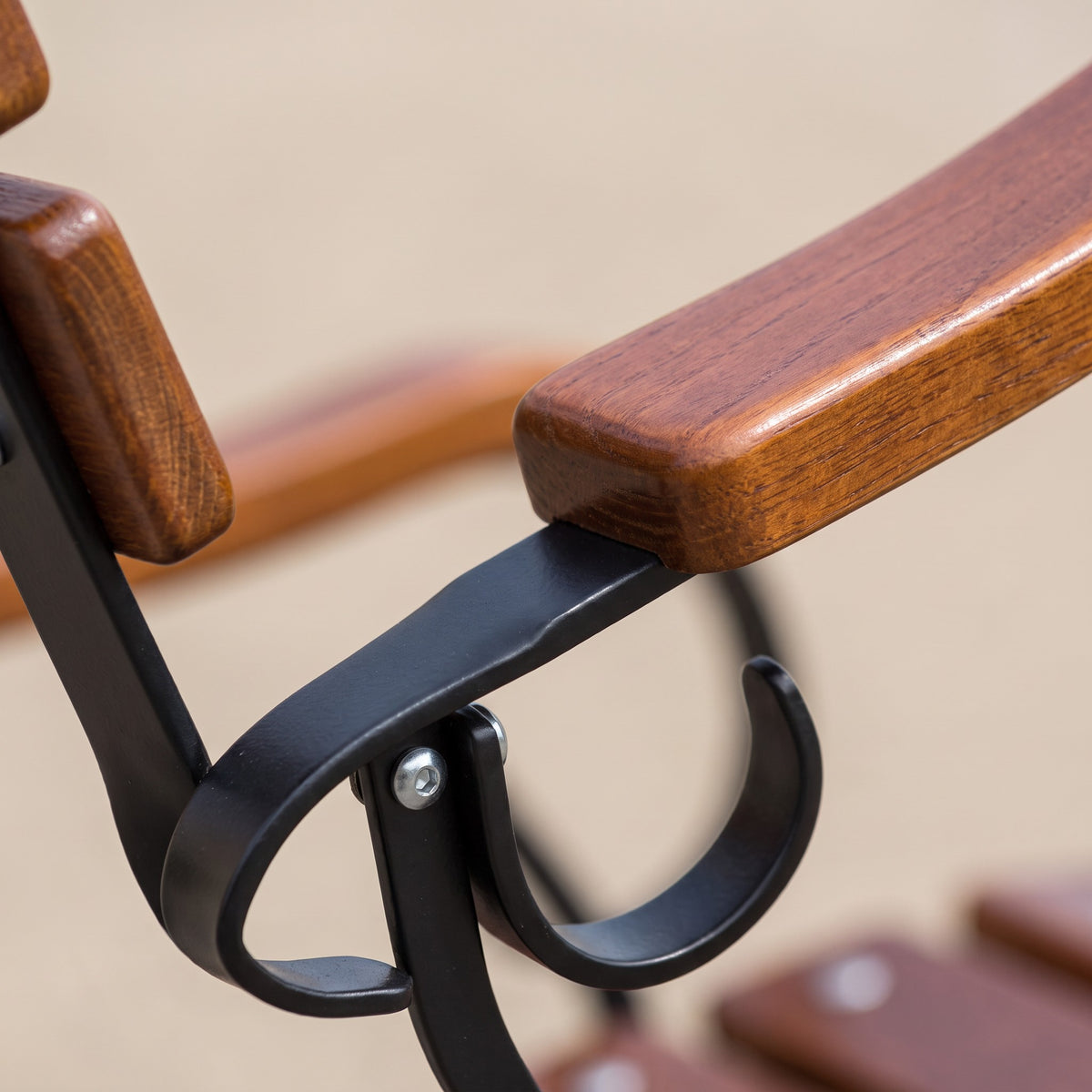 Terrassenstuhl Freising AL – Detailansicht Material