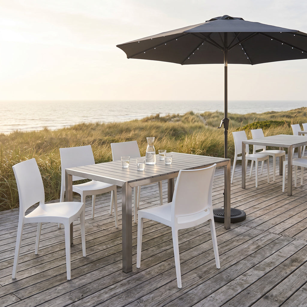 Terrassenstuhl Linares – Einsatzbeispiel Hotelterrasse