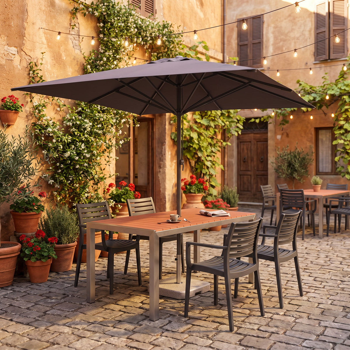 Terrassenstuhl Marie AL – Einsatzbeispiel Restaurantterrasse