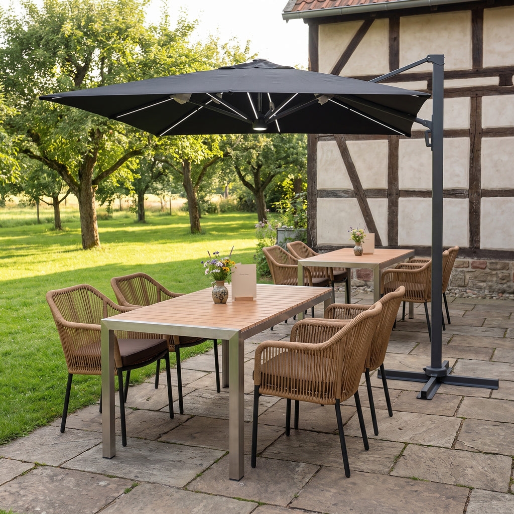Terrassenstuhl Minerva Honey – Einsatzbeispiel Restaurantterrasse