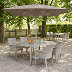 Terrassenstuhl Neptun Ash – Einsatzbeispiel Restaurantterrasse