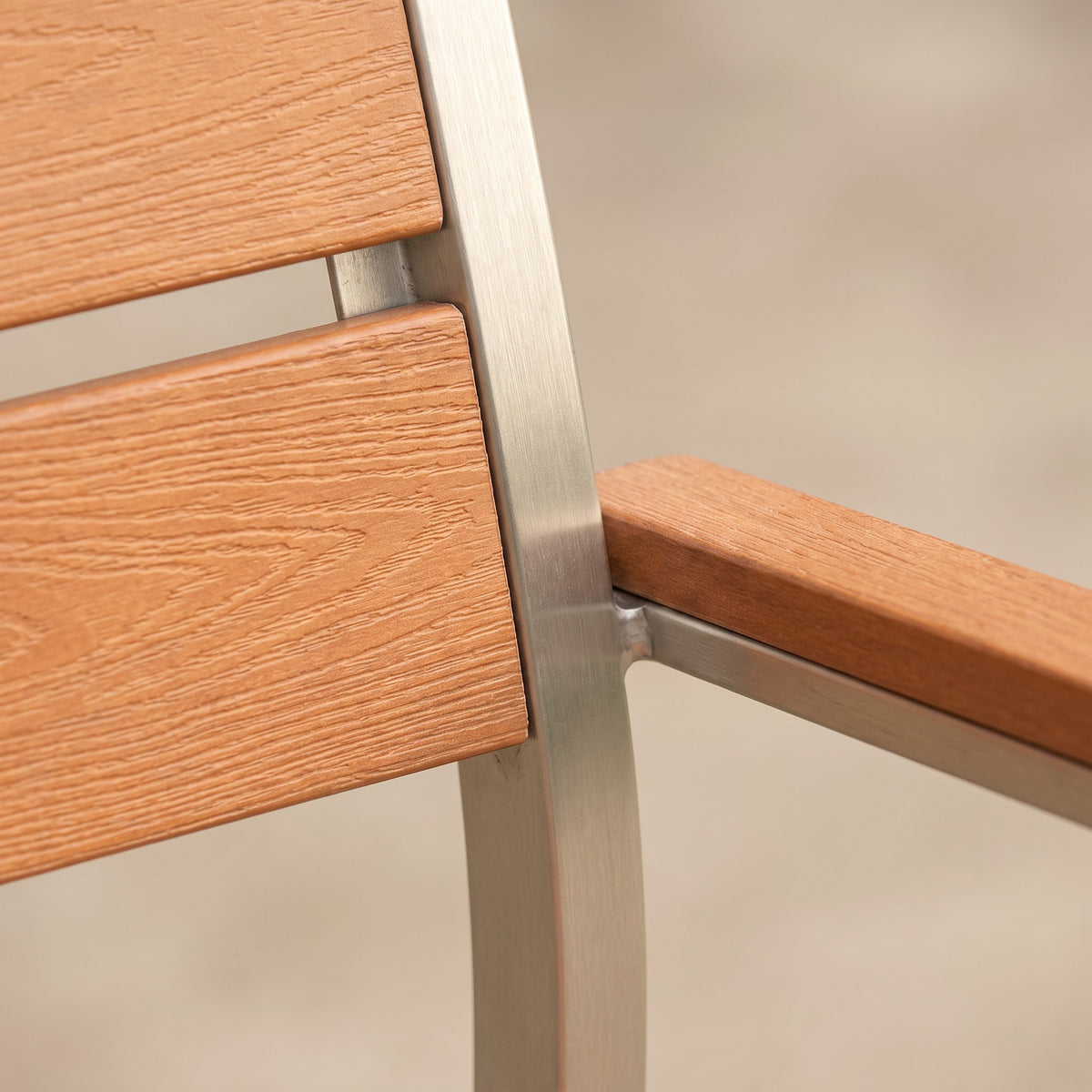 Terrassenstuhl Nestor Teak – Detailansicht Material