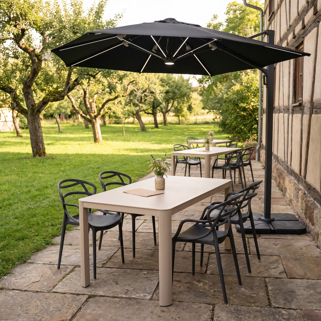 Terrassenstuhl Nora – Einsatzbeispiel Restaurantterrasse