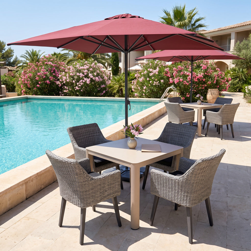 Terrassenstuhl Oberon – Einsatzbeispiel Hotelterrasse