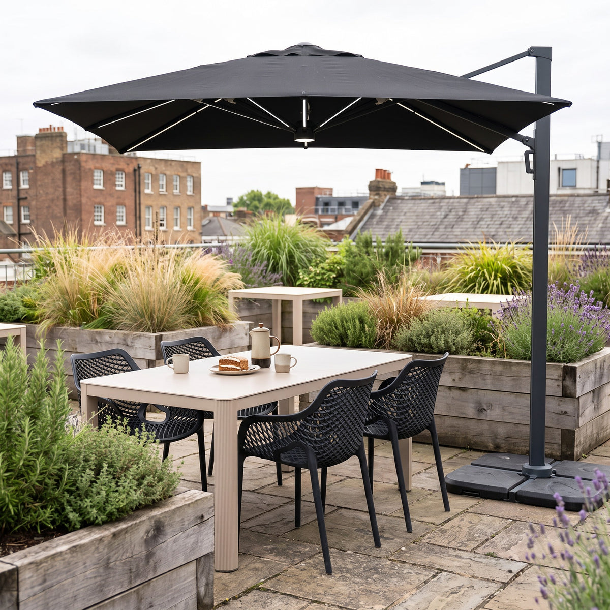 Terrassenstuhl Tina – Einsatzbeispiel Hotelterrasse