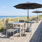 Terrassenstuhl Triton – Einsatzbeispiel Hotelterrasse