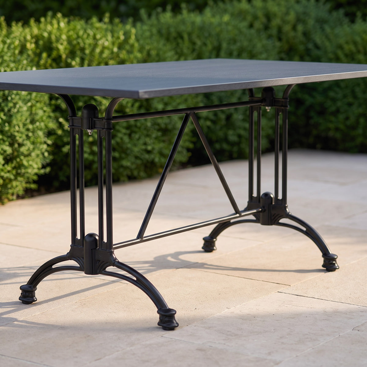 Tischgestell Sylt double schwarz – Detailansicht Gestell